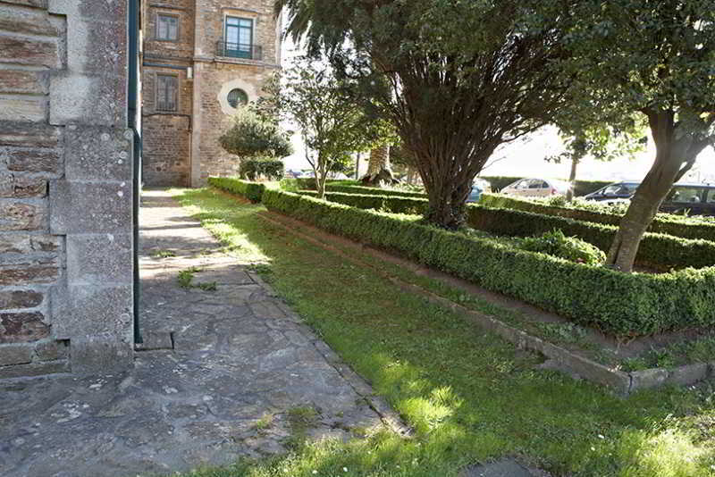 Albergue Seminario Menor ซานติอาโก เด กอมโปสเตลา ภายนอก รูปภาพ